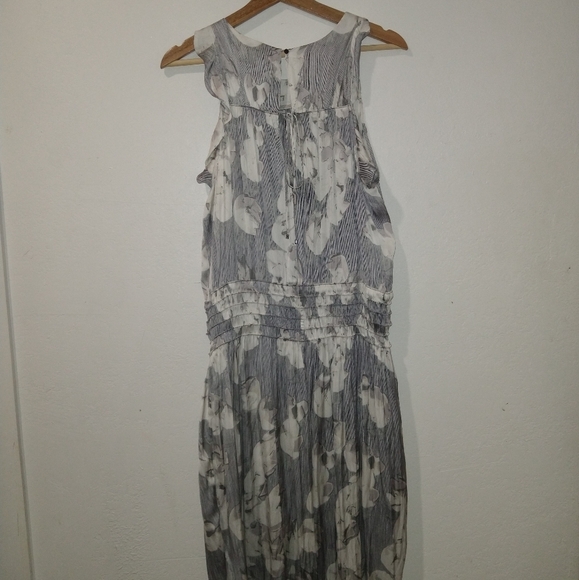 NWT HALSTON Grey Floral Midi Dress - Picture 8 of 9